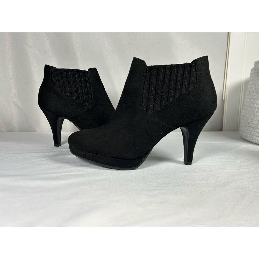 Dexflex Comfort Booties Women's 10 Black Faux Suede Heel mob wife career office